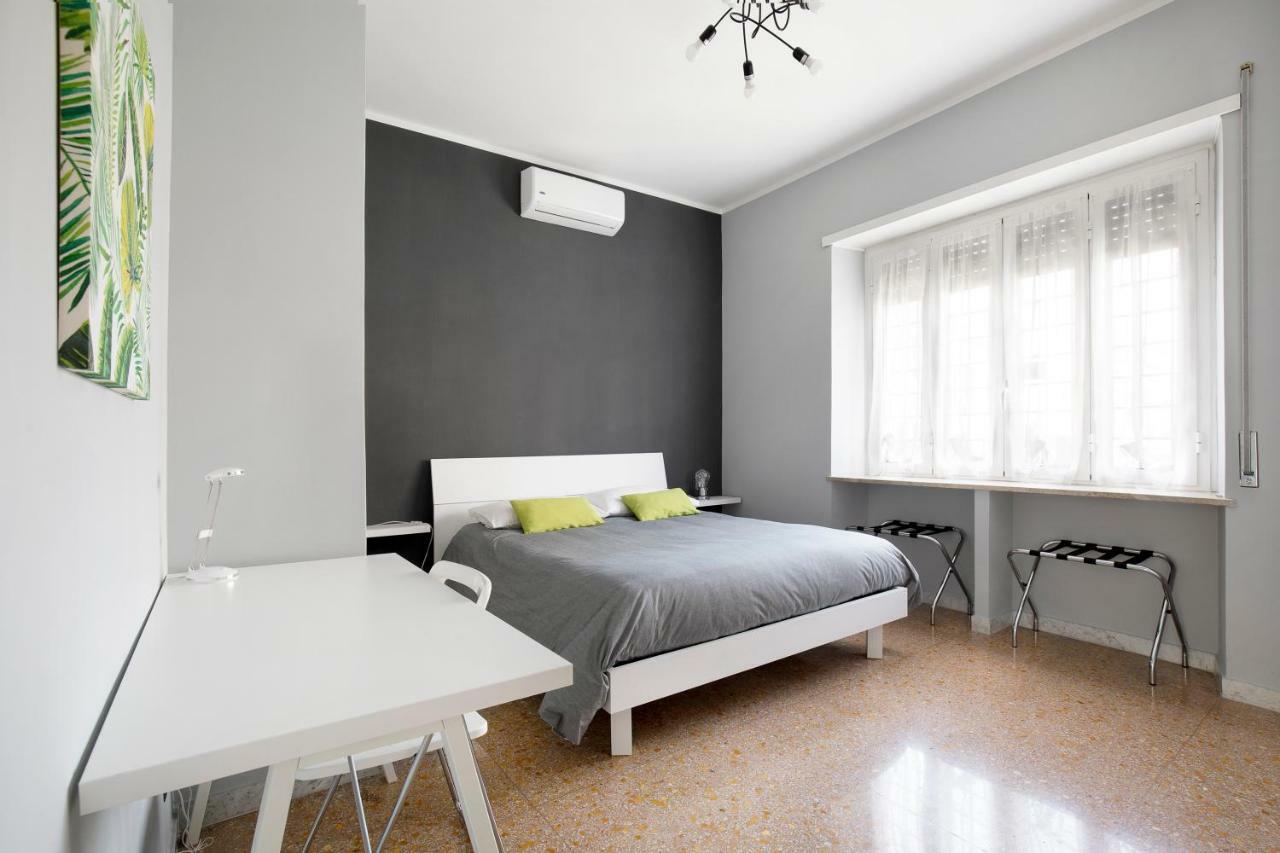 Villa Enjoy Porta Furba Roma Exterior foto